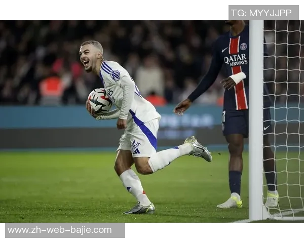 加拉塔萨雷冬窗引援目标锁定曼联中场乌加特